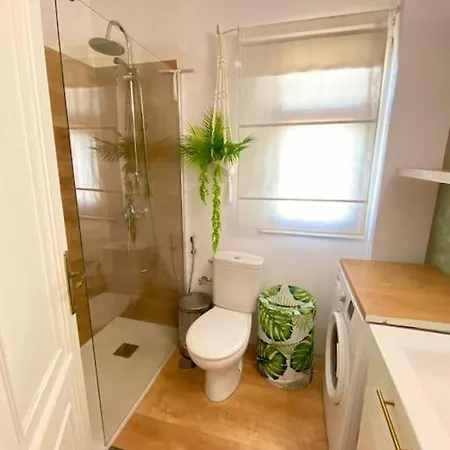 Cozy Urban Escape 1br Near Tenerife South Airport