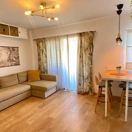 Cozy Urban Escape 1br Near Tenerife South Airport Apartamento *